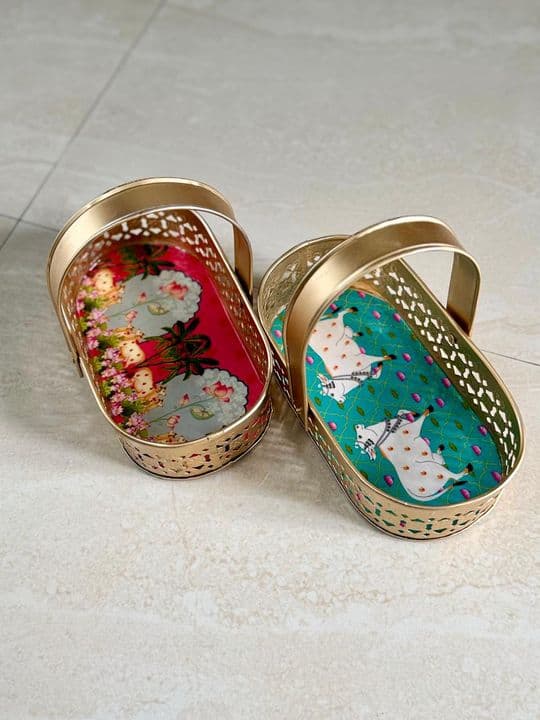 Pichwai Handle Basket